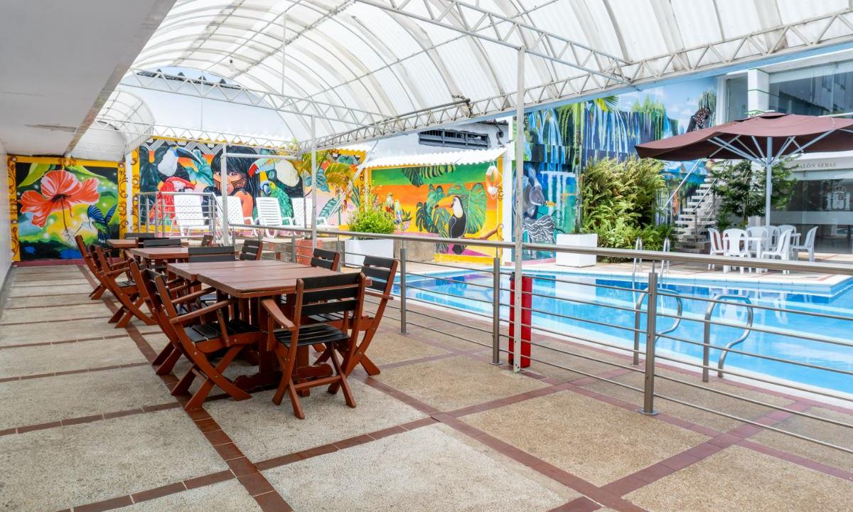 Pool Hotel Caquetá Real Florencia Pool Hotel Caquetá Real Florencia